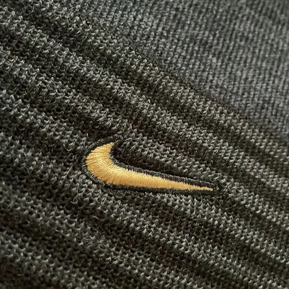 Nike Mens winter hat - Picture 4 of 4